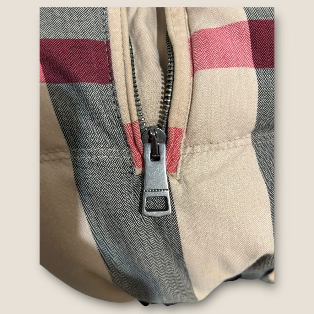 Burberry Reversible Nova Check Puffer Vest Hooded Beige Plaid Men's - Picture 4 of 8